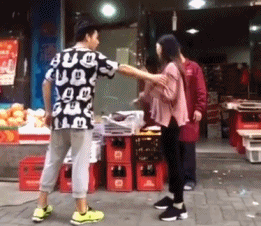 牛哥美女内涵gif动图14p:可爱妹子一双