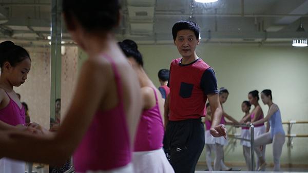 跳舞冯雪(冯雪的视频)