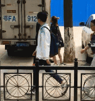 牛哥美女内涵gif动图13p:没想到你小小年纪,就享受到了男人的巅峰