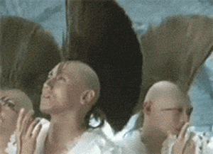 力太大gif(22p):现在的小姑娘，真的是越来越可怕了！