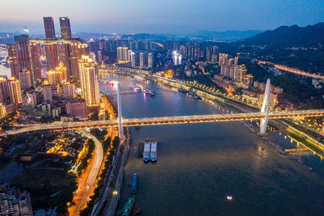 中国最火爆城市、最热门景点、最具性价比旅游地，全国排名出来了