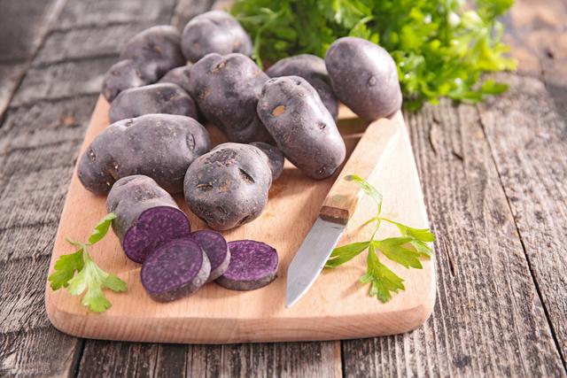 紫薯煮多久能熟（怎样做比较好吃）