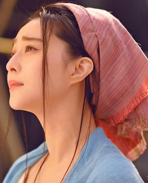 邓伦的“致富之路”，和他背后的3个女人