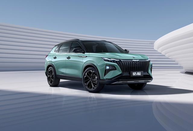 东风风神皓极13日上市 搭载马赫双擎动力的中型SUV 很能打么？