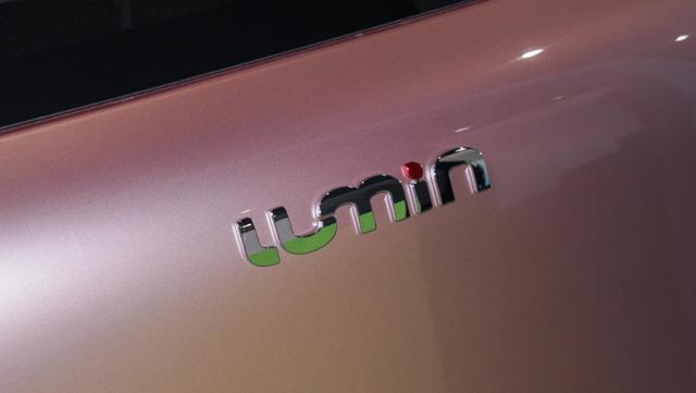 长安在新能源领域发力，糯玉米对标宏光MINI EV，表现如何