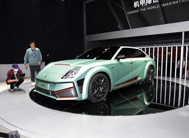 长城回归轿车市场，机甲龙来了，续航802km，限量101台，卖48.8万