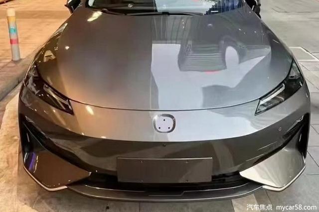 长安C385最新官图曝光，暂未定名，科技感十足！