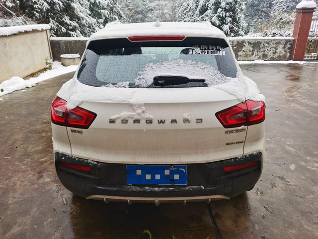 新车售价20多万元的SUV，3年二手车仅6万元，为啥却不建议入手？