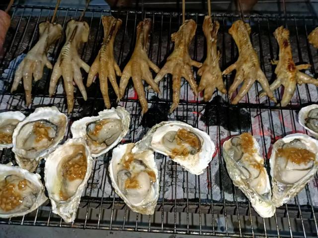 孩子又上“光荣榜”，全职妈妈大发雷霆！不久却对着三只蜗牛大哭