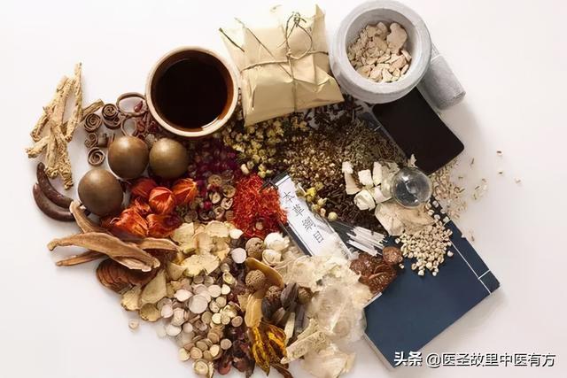 经验分享：频繁、无故流鼻血，老中医这几个验方请收好，一用即好