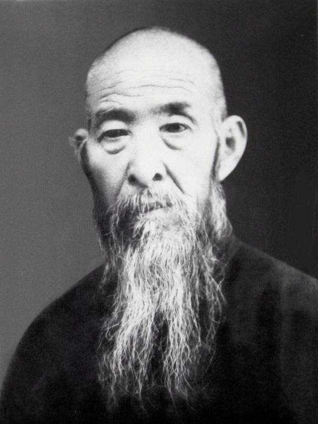 孙禄堂:神枪李书文和武圣孙禄堂都是一生不败，两人的武功，究竟谁高谁低