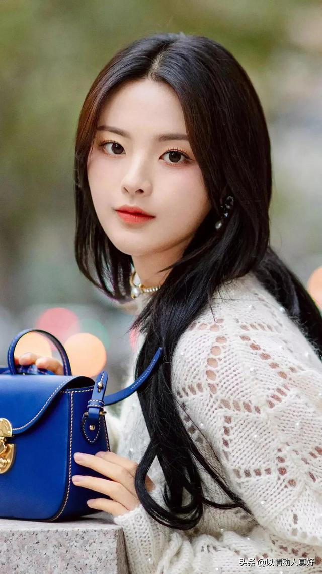 23岁穷村姑杨超越 仅初中学历凭啥当大老板 上福布斯名人榜 全网搜