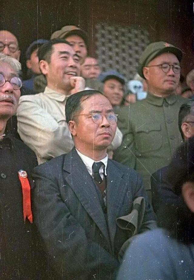 「罕见」周恩来和十大元帅的同框照，张张珍贵，尽显功勋风采