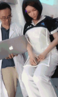 很带劲的美女GIF动图：这身材带劲吗？敢动吗？