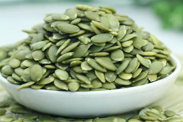 建议中老年人：不管有钱没钱，尽量多吃4种营养零食，好吃又健康