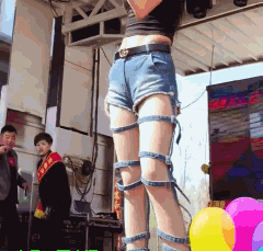 过分性感的美女GIF动图：骚年喜欢的妹子让我领来了