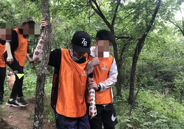 徒步团建公司