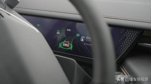 试驾｜总体优于预期，细节还需雕琢，体验WEY摩卡NOH工程版