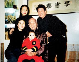 关晓彤几岁开始演戏(关晓彤几岁开始演戏的)