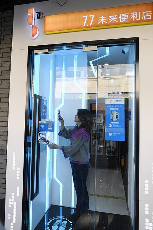 开箱百万众筹新品，1.5米长的洗碗机，秒洗不用洗洁精还不积水