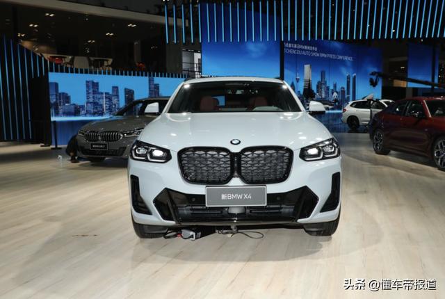 新车 | 增配还是减配？新款宝马X4亮相天津车展，参考价45.59万元起