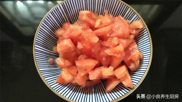 天一冷，常给孩子喝这汤，10分钟就上桌，营养极高，再贵也别省