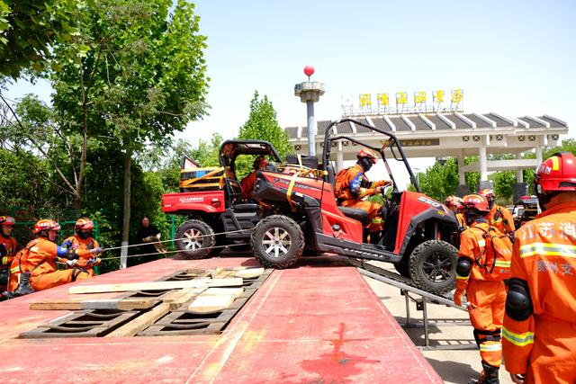 砂石装袋机模块消防车
