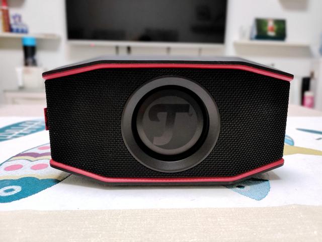 欧洲前三的德国品牌确实不一般，德斐尔小魔盒RocksterGo音箱体验