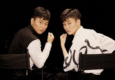和关晓彤周也是同学，出道演冯小刚作品，刘奕君儿子资源简直太好