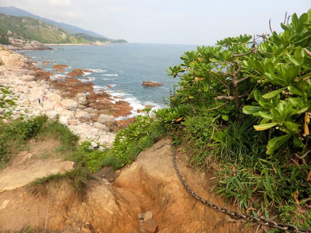 深圳东西冲穿越是深圳最美的徒步路线，据说是户外爱好者的天堂