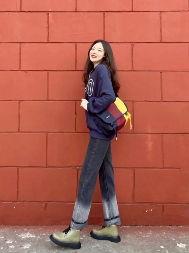 马丁靴图片