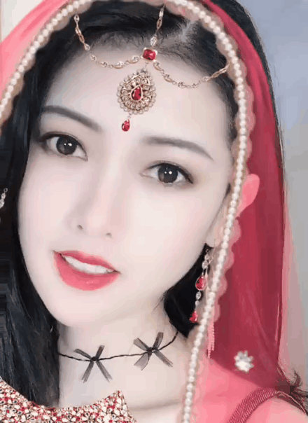 美女图片内涵会动的：恋爱太难了，咱要不拜个把子吧