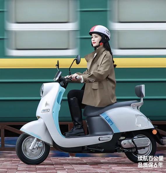 续航100公里，质保6年，无感解锁，绿源电动车新车体验