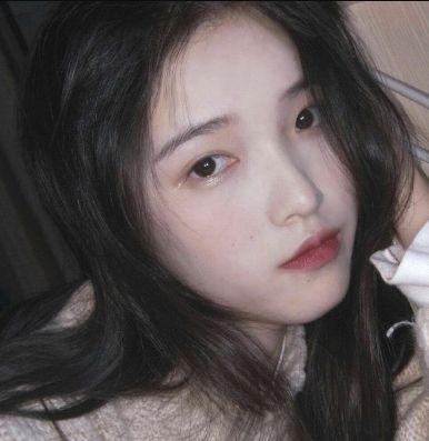 女人摸豆豆是什么意思