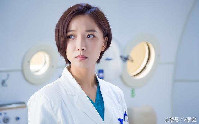 王璐丹,1972年11月23日出生于山东烟台,中国内地影视演员.