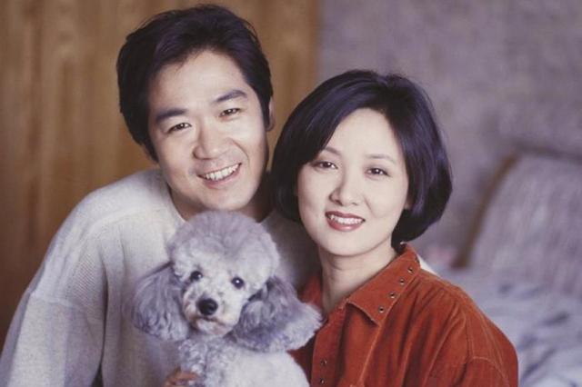 纪晓岚老婆:《铁齿铜牙纪晓岚》3位主演的夫人，相比较之下，还是她最幸福