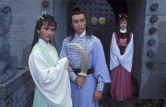 ��װ�������Ӿ��ϰ�����Щ(TVB�����������1979�桶����˫�����������㡷�����緢����һ��)