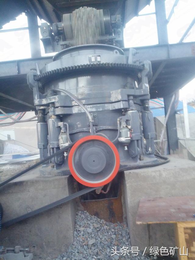 圆锥破碎机的油温是用什么测量的