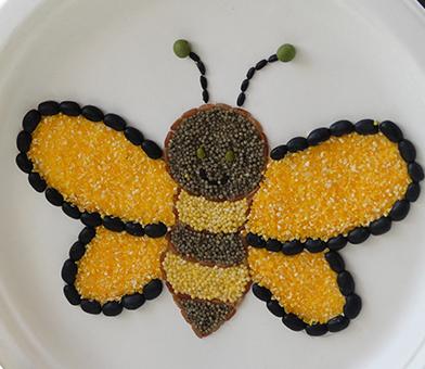 用五谷豆子做一个创意拼贴画(五谷拼贴画节约粮食)