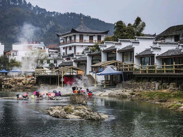 湖南温泉