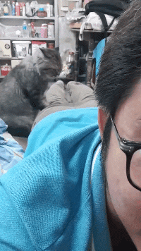爆笑的GIF动态图：哥们，你这是有一颗泡妞的心脏啊！