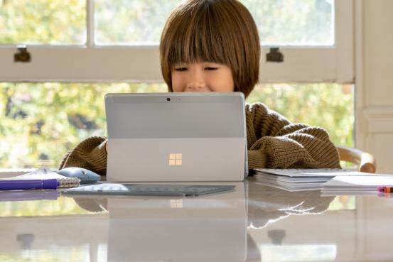 用微软Surface Go 2发挥无尽创意《我的世界》豪华礼包同步放送