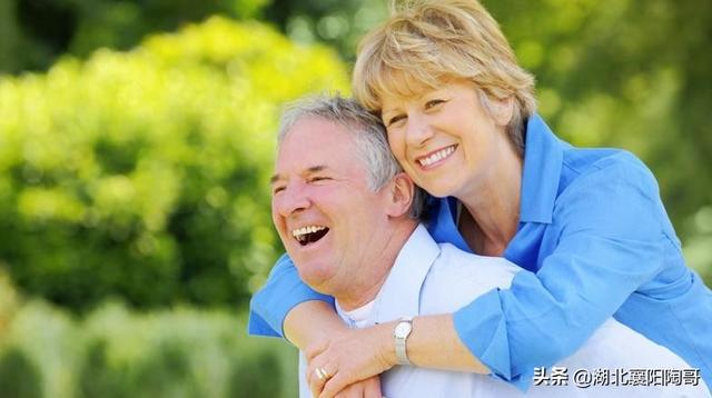 男女过了45岁，尽量做到4不4要，远离疾病，开启健康长寿模式
