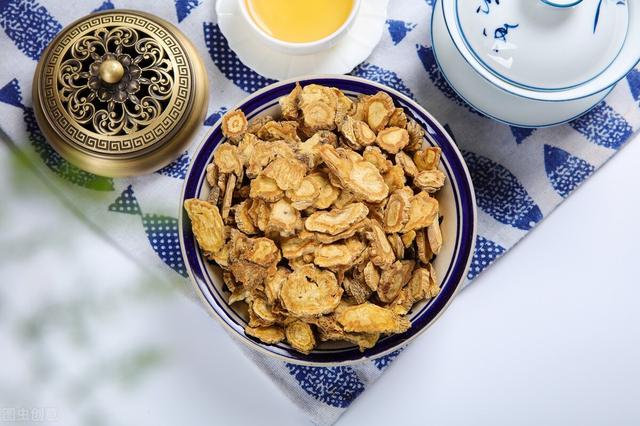 药王孙思邈名方：独活寄生汤，既补肝肾气血，又除骨间湿气