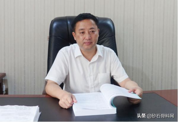包含德宏制砂洗砂机的词条
