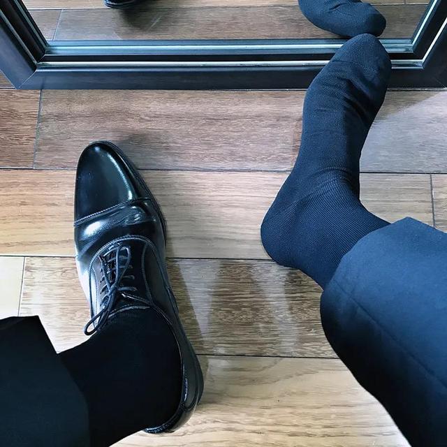 男人的袜子控微博(s黑袜大脚微博)-扬升资讯网