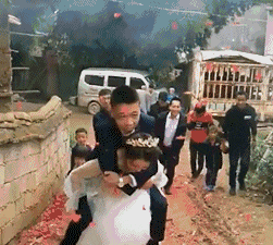 爆笑的GIF趣图：谁能看出来，哪个妹子没男朋友？