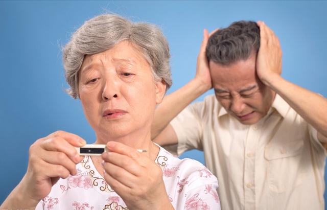 高热神昏、烦躁谵语、抽搐惊厥，及时用3药，清热解毒、醒脑安神