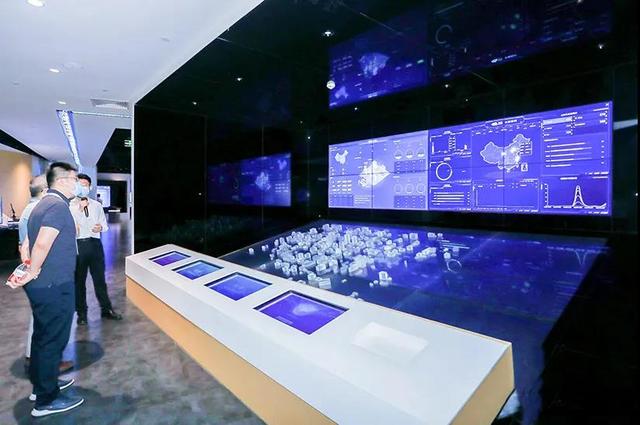 联通数科：数字国企使能者