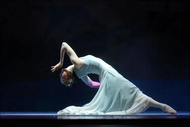 2位温州舞蹈天才，和杨丽萍等当选中国舞蹈家协会副主席